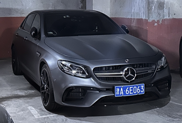 Mercedes-AMG E 63 S W213