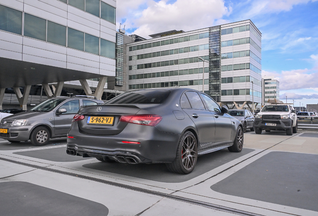 Mercedes-AMG E 63 S W213 Final Edition
