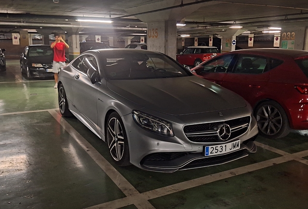 Mercedes-AMG S 63 Coupé C217