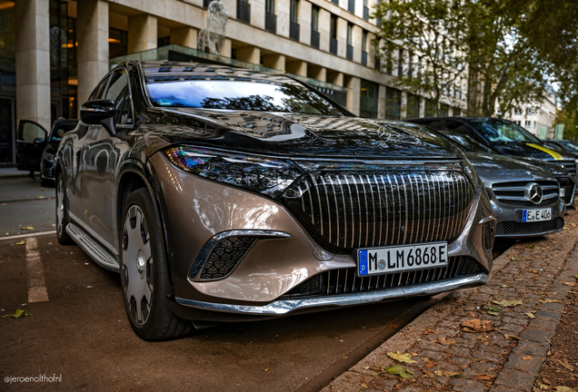 Mercedes-Maybach EQS 680 X296
