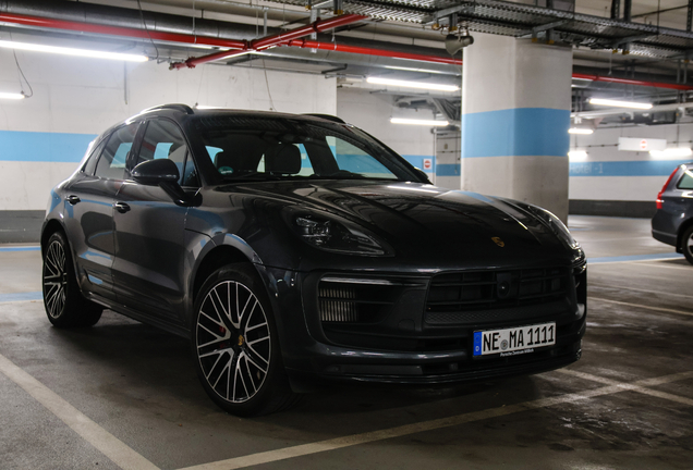 Porsche 95B Macan GTS MkIII