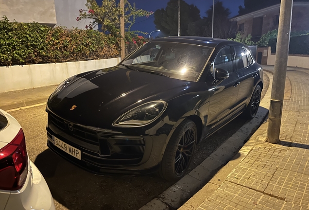 Porsche 95B Macan GTS MkIII