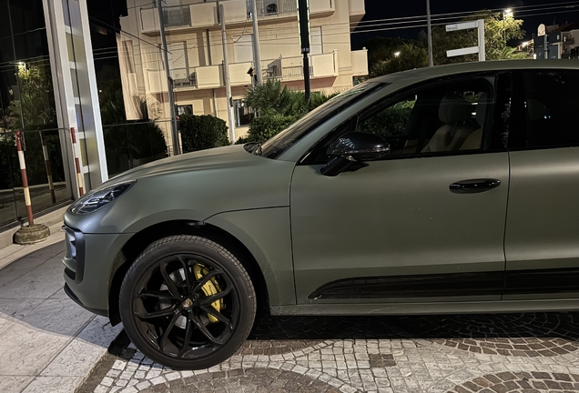 Porsche 95B Macan GTS MkIII