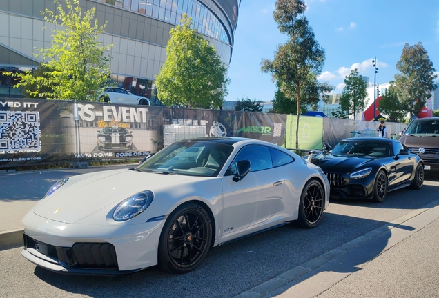 Porsche 992 Carrera 4 GTS MkII