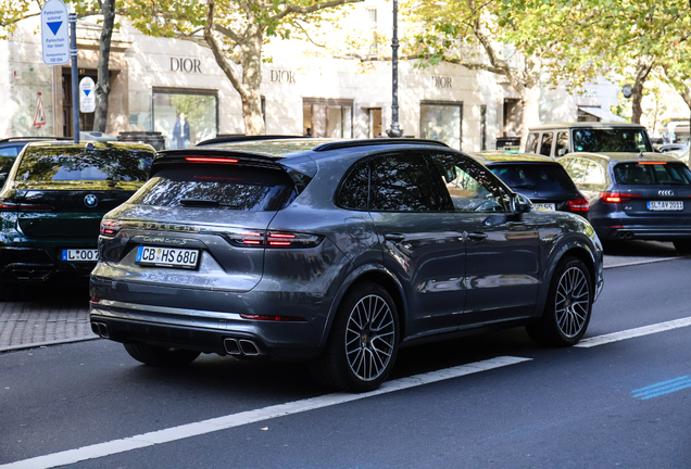 Porsche Cayenne Turbo S E-Hybrid