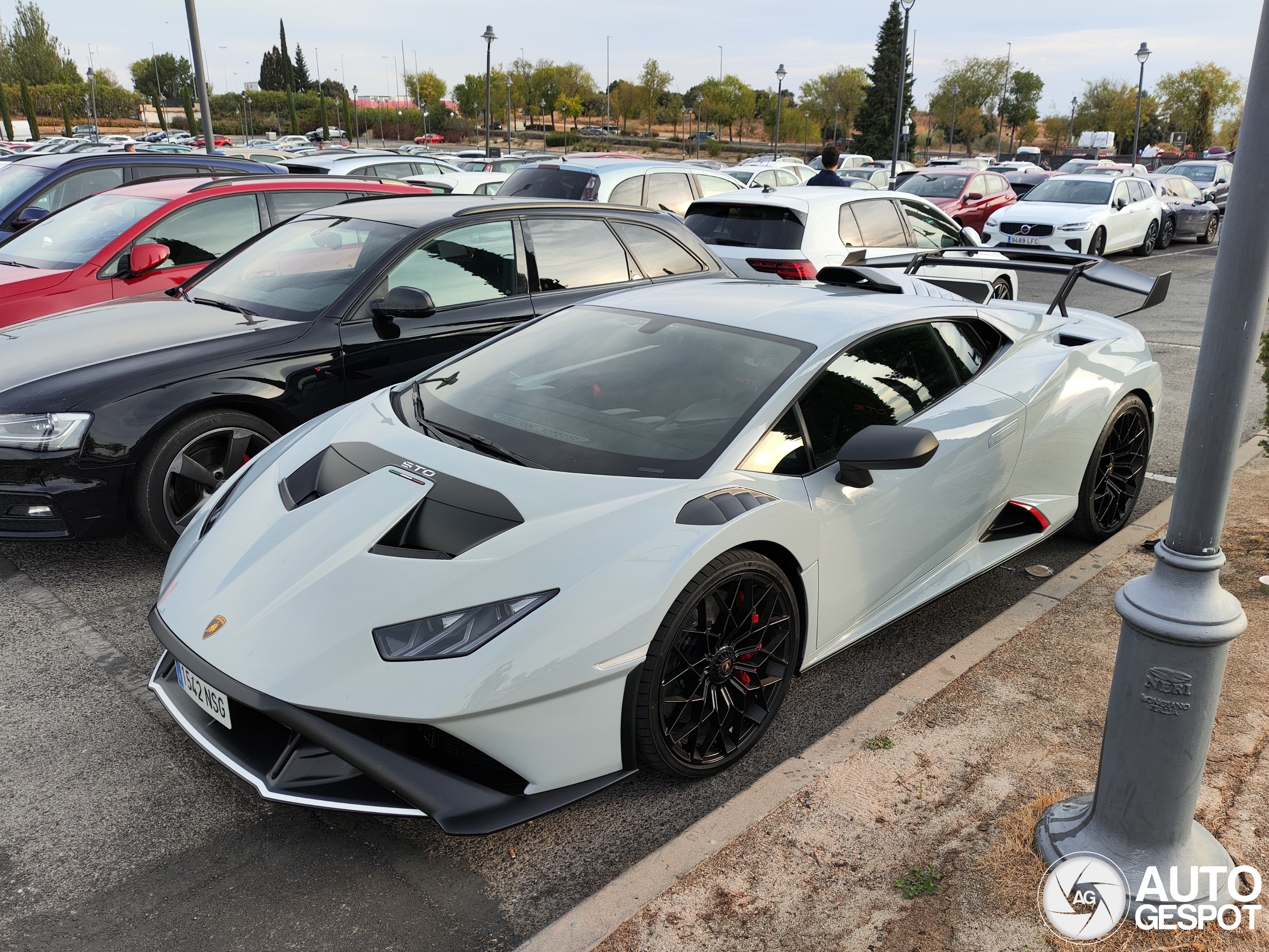 Lamborghini Huracán LP640-2 STO