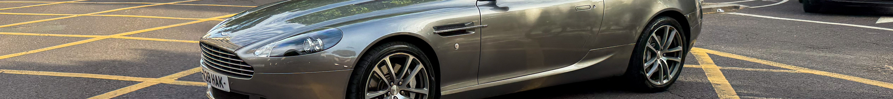 Aston Martin DB9 2010