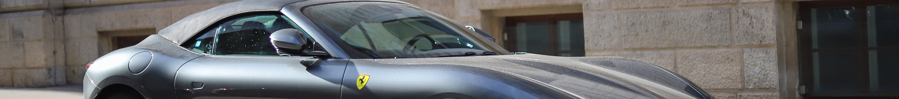 Ferrari Roma Spider
