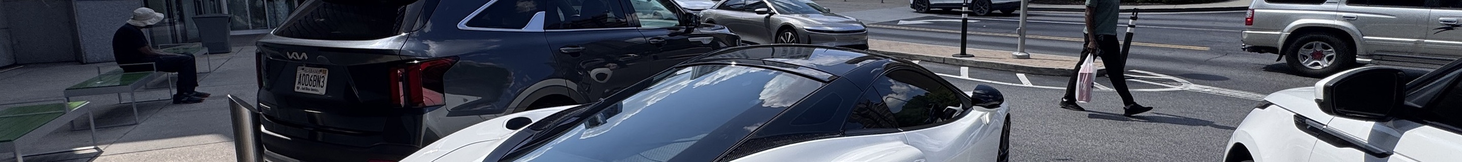 McLaren GT