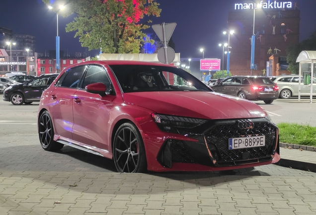 Audi RS3 Sportback 8Y 2025