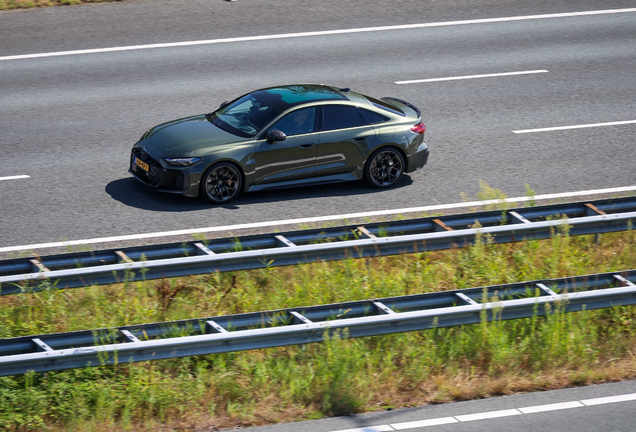Audi RS5 Sedan B10