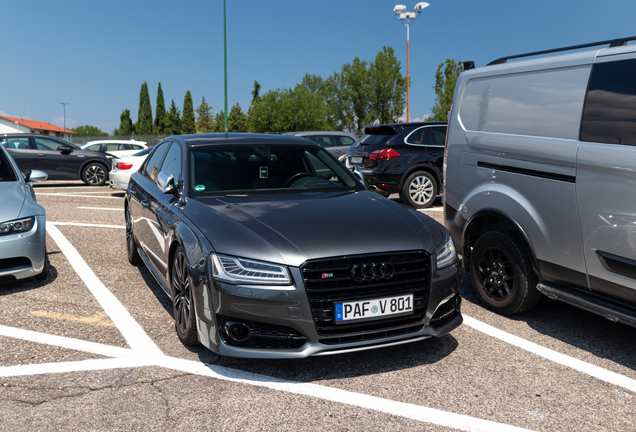 Audi S8 D4 Plus