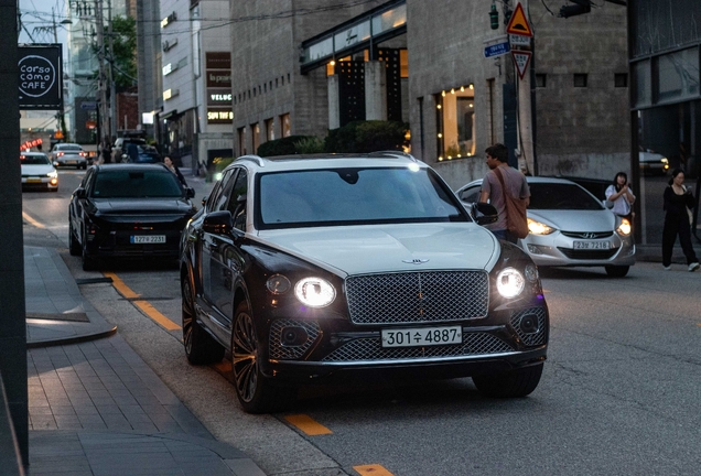 Bentley Bentayga V8 2021
