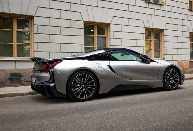 BMW i8 Roadster