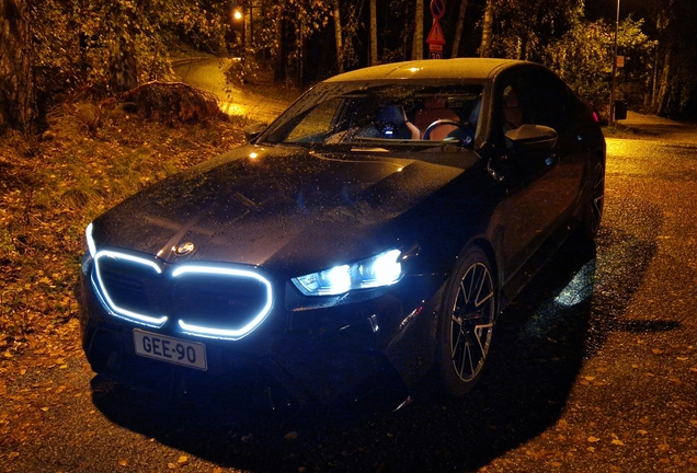 BMW M5 G90