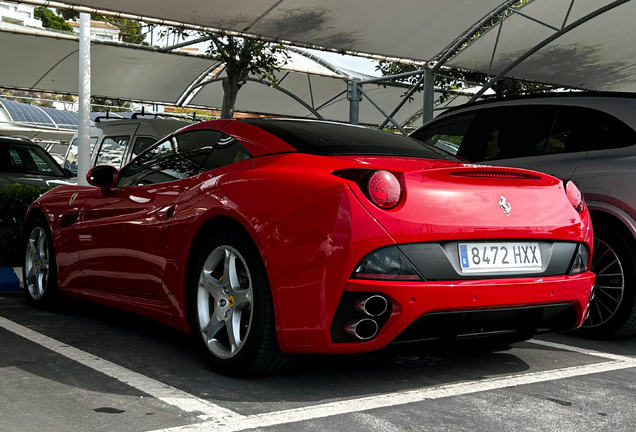 Ferrari California