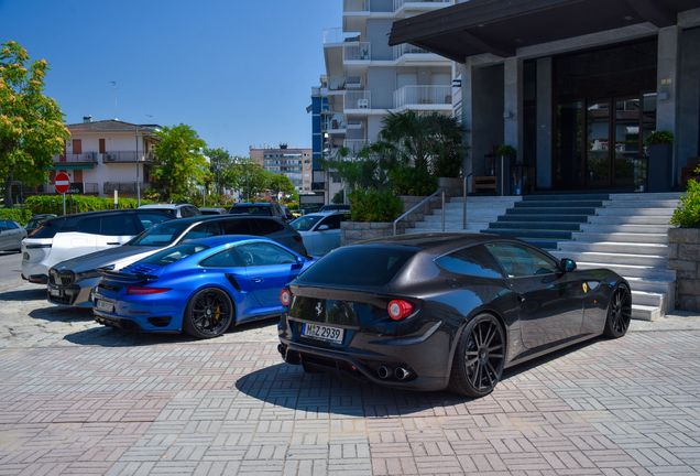 Ferrari FF