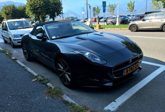 Jaguar F-TYPE S Convertible