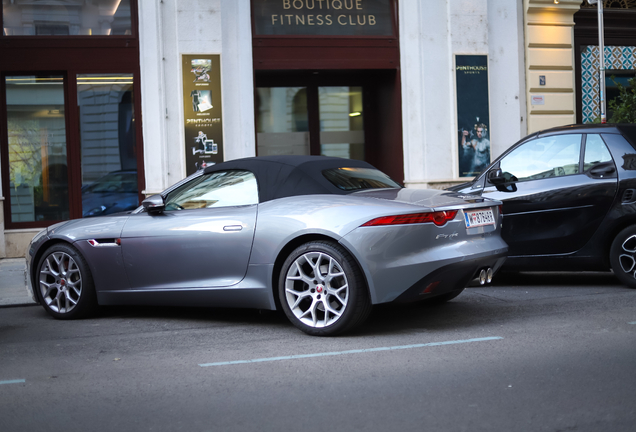 Jaguar F-TYPE S Convertible
