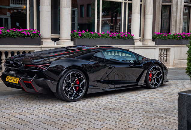 Lamborghini Revuelto