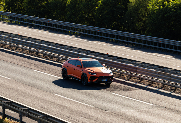 Lamborghini Urus Performante