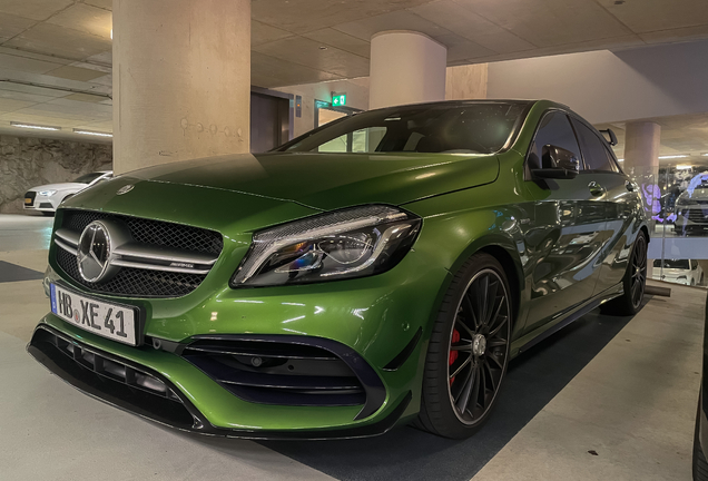 Mercedes-AMG A 45 W176 2015