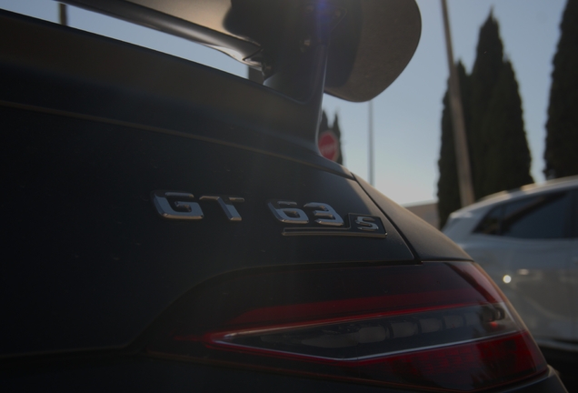 Mercedes-AMG GT 63 S X290
