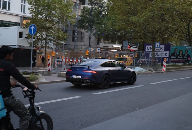 Mercedes-AMG GT 63 S X290