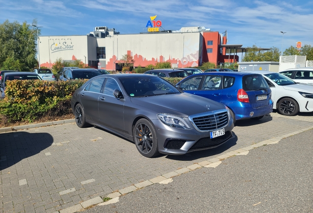 Mercedes-Benz S 63 AMG V222