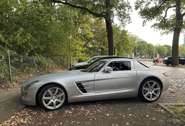 Mercedes-Benz SLS AMG