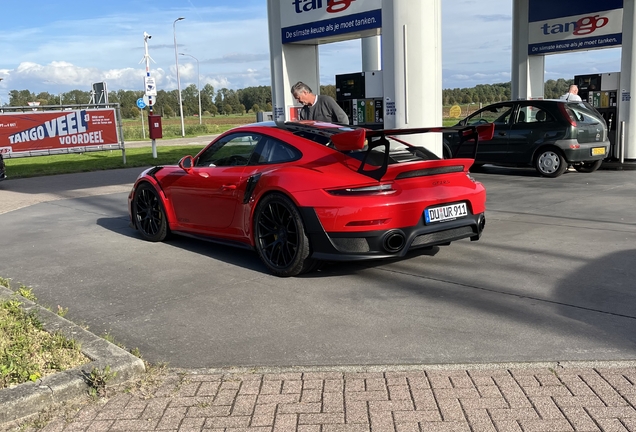 Porsche 991 GT2 RS Weissach Package