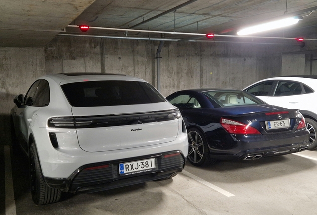 Porsche Macan EV Turbo