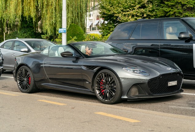 Aston Martin DBS Superleggera Volante