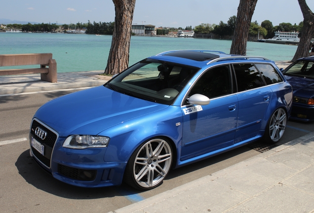 Audi RS4 Avant B7