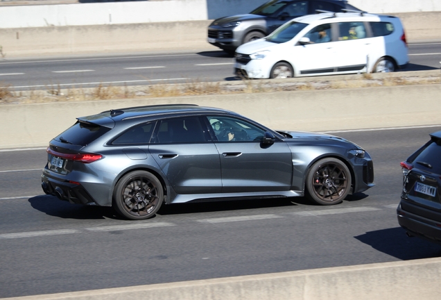 Audi RS5 Avant B10