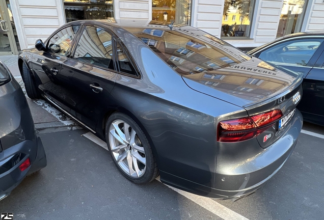 Audi S8 D4 Plus