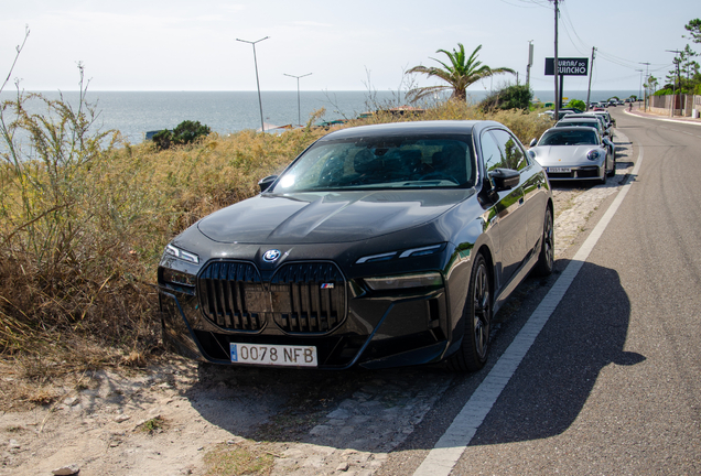 BMW M760e xDrive