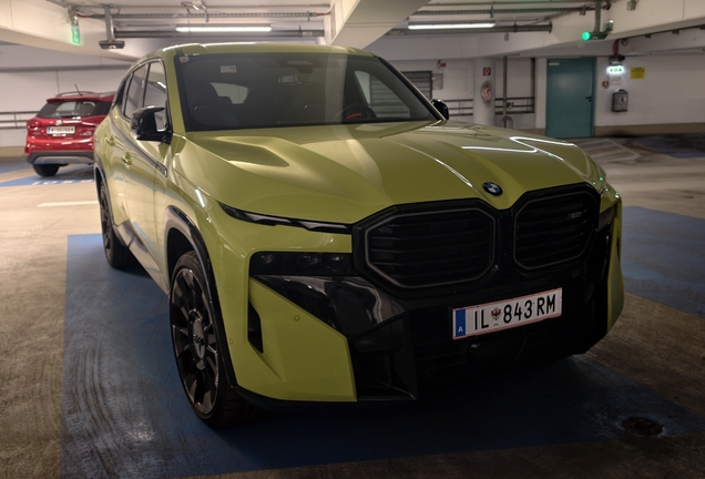 BMW XM G09