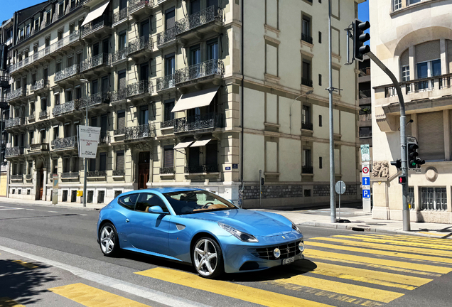 Ferrari FF