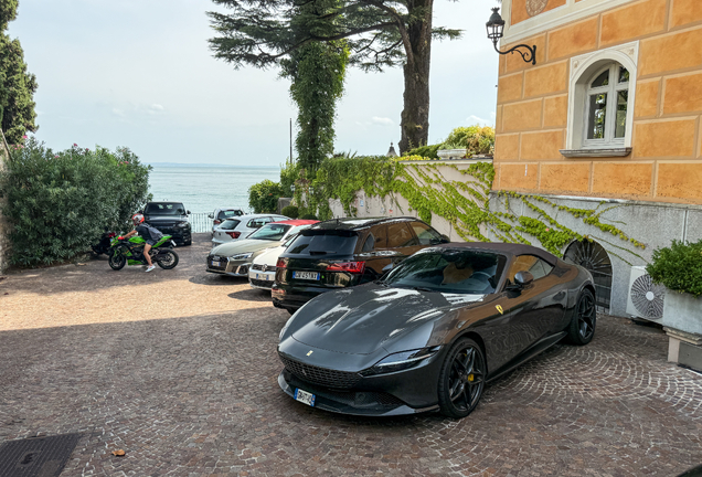 Ferrari Roma Spider