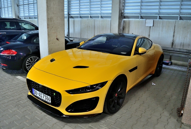 Jaguar F-TYPE R Coupé 2020