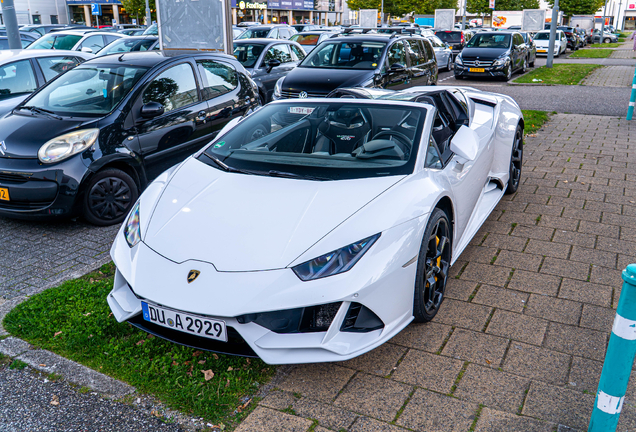 Lamborghini Huracán LP640-4 EVO Spyder