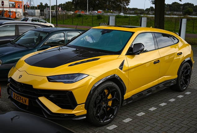 Lamborghini Urus Performante