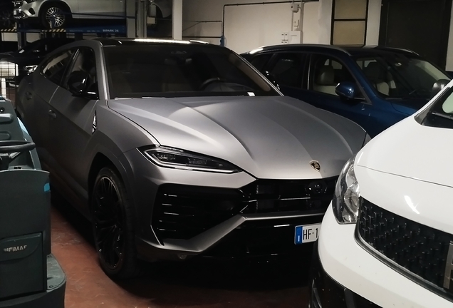 Lamborghini Urus SE