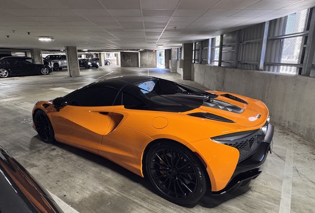 McLaren Artura Spider