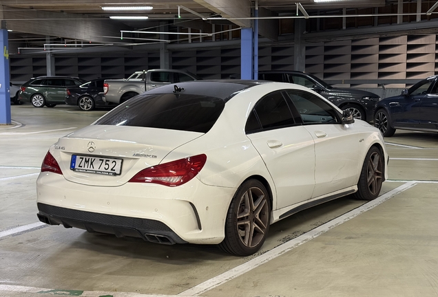 Mercedes-AMG CLA 45 C117