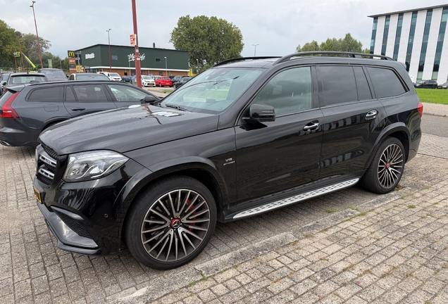 Mercedes-AMG GLS 63 X166