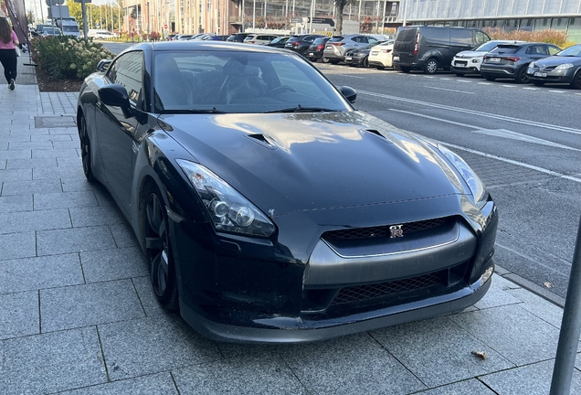 Nissan GT-R