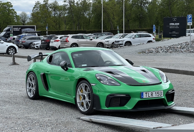 Porsche 718 Cayman GT4 RS Weissach Package
