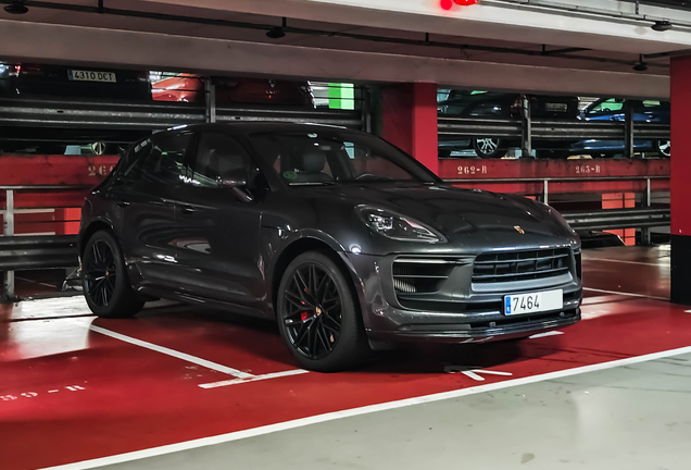 Porsche 95B Macan GTS MkIII